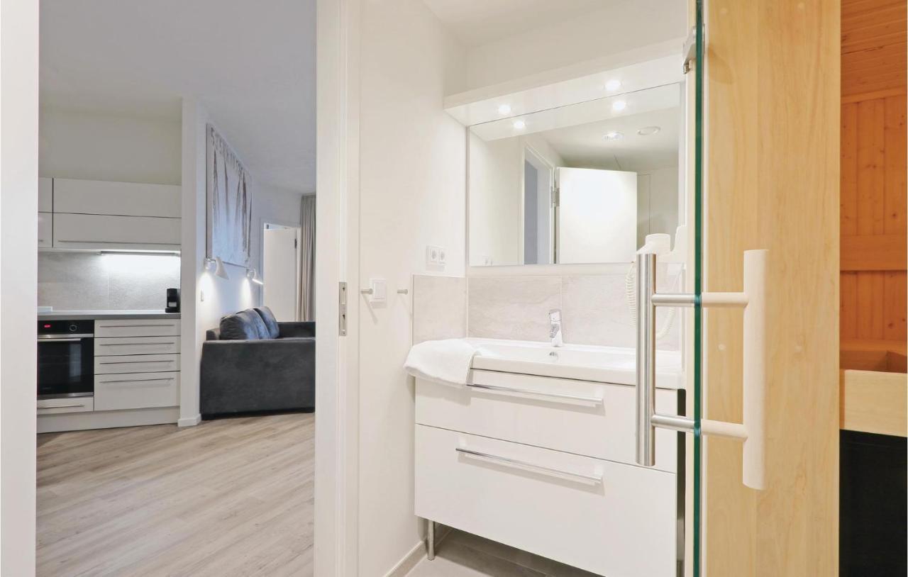 Lovely Apartment In Luebeck Travemuende With Wifi Zewnętrze zdjęcie